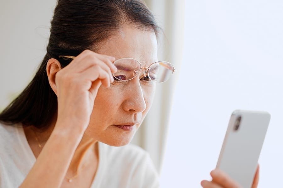 presbytie dr alain saad ophtalmologue paris chirurgien ophtalmo specialiste chirurgie refractive paris presbytie dr alain saad ophtalmologue paris chirurgien ophtalmo specialiste chirurgie refractive paris