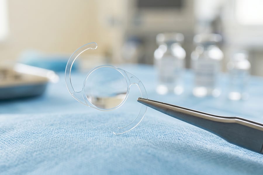 prelex dr alain saad ophtalmologue paris chirurgien ophtalmo specialiste chirurgie refractive paris